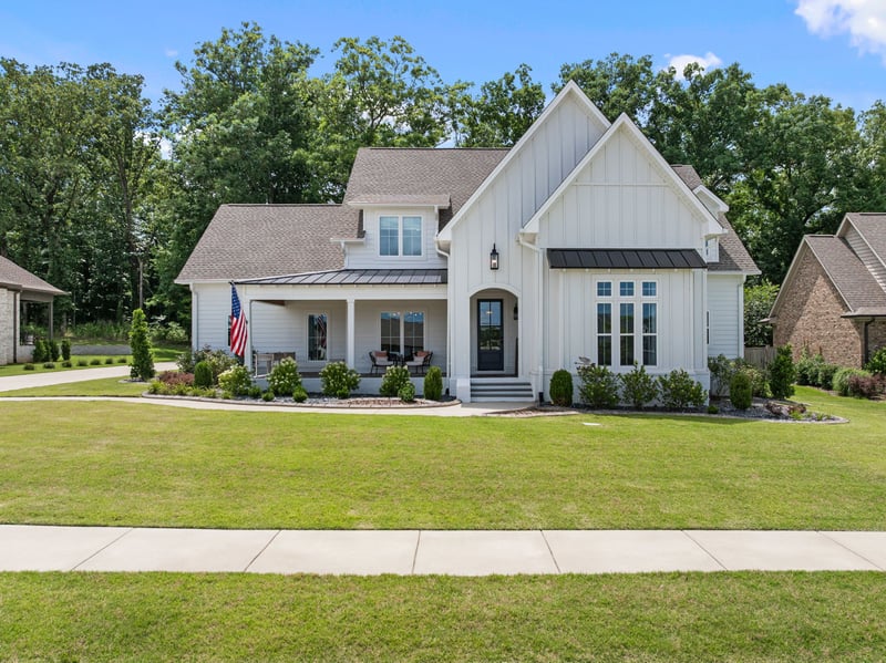 228 Chestnut Oak Dr, Florence, AL 35633