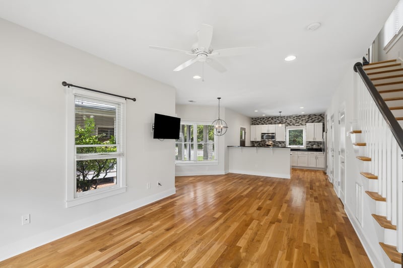 351 Sylvan Park Ln, Nashville, TN 37209