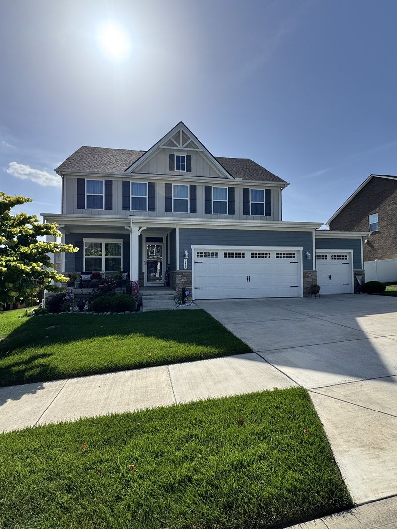284 Grassy Glen Dr, Gallatin, TN 37066