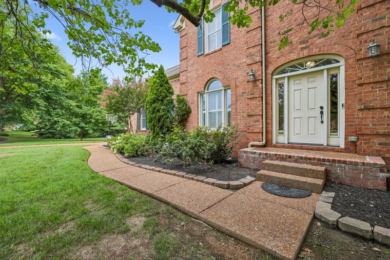 1363 Caroline Cir, Franklin, TN 37064