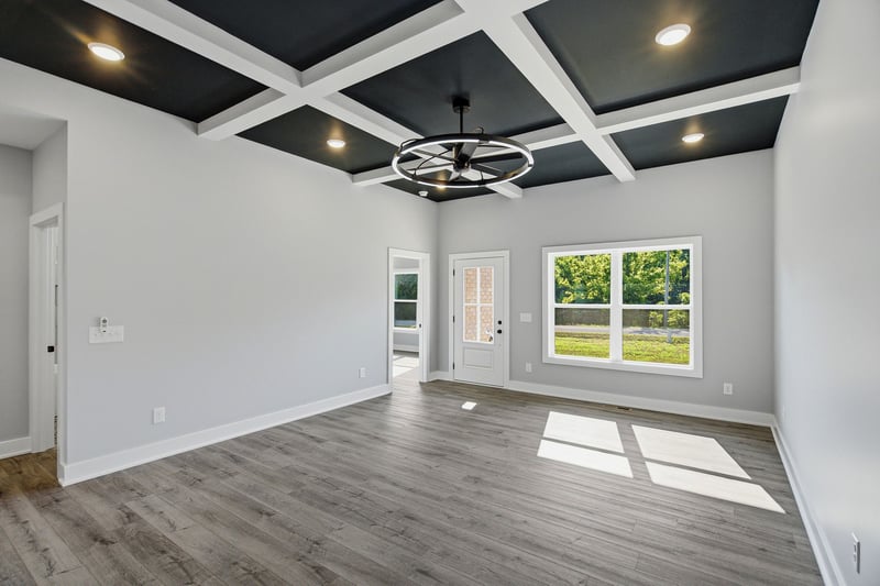 719 Mount Vernon Rd, Bethpage, TN 37022