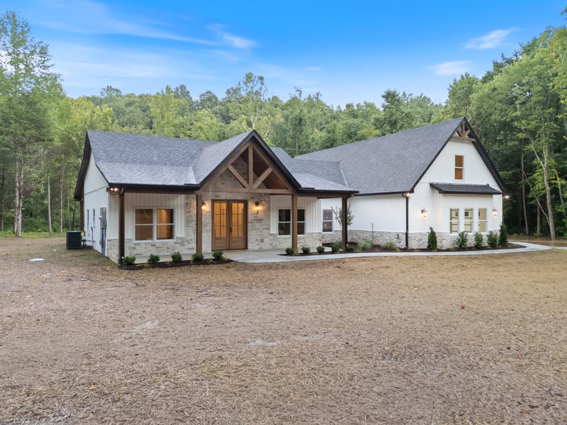 903 Furnace Hollow Rd, Dickson, TN 37055