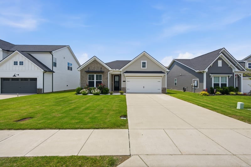 3613 Shady Forest Dr, Murfreesboro, TN 37128