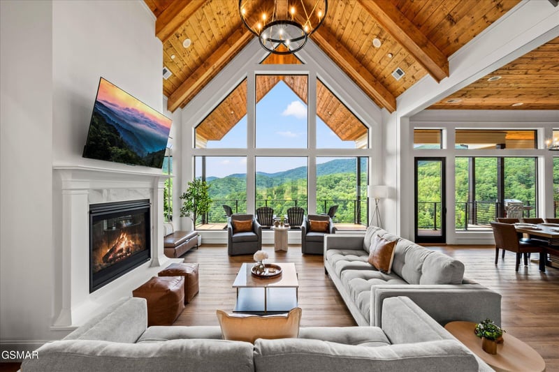 3104 Smoky Bluff Trl, Sevierville, TN 37862