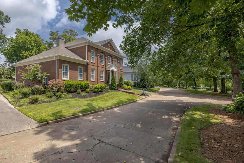 114 Dunham Springs Ln, Nashville, TN 37205