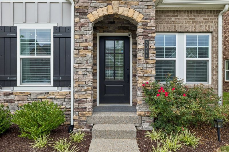 9084 Headwaters Dr, Franklin, TN 37064