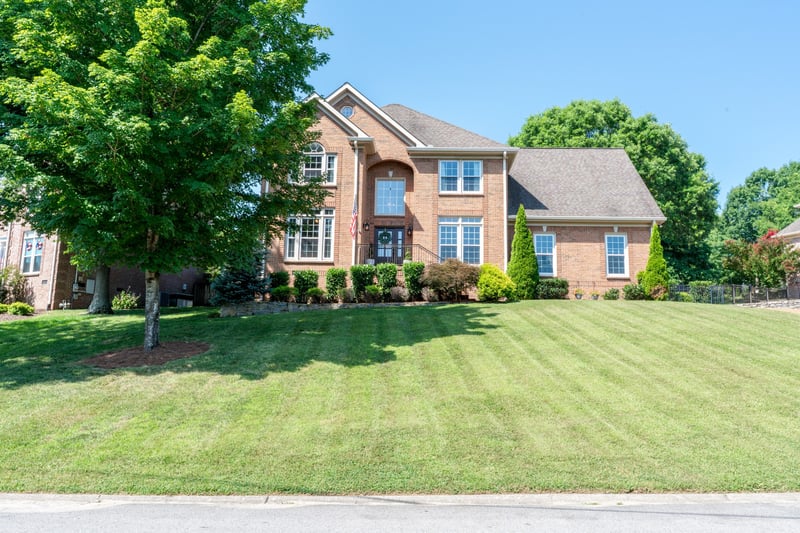 136 Ballentrae Dr, Hendersonville, TN 37075