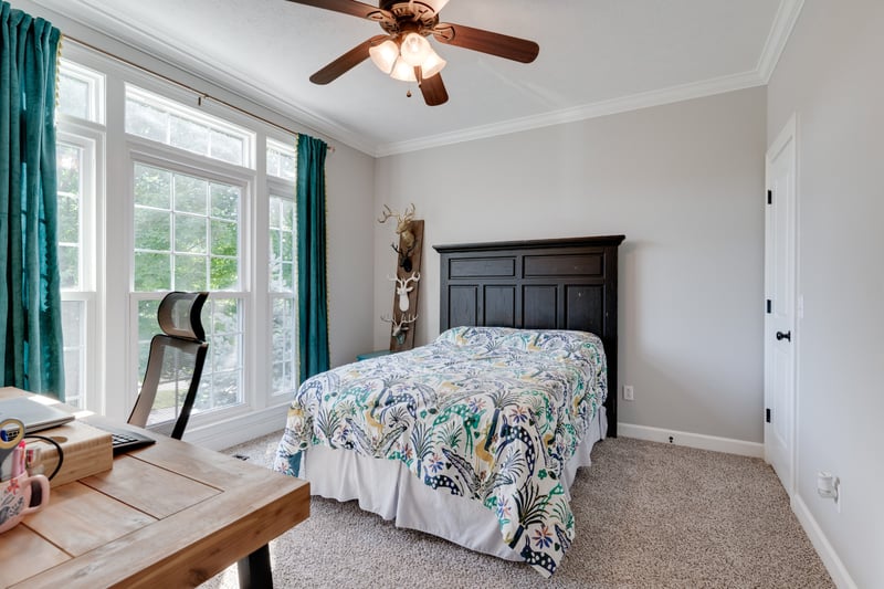 136 Ballentrae Dr, Hendersonville, TN 37075