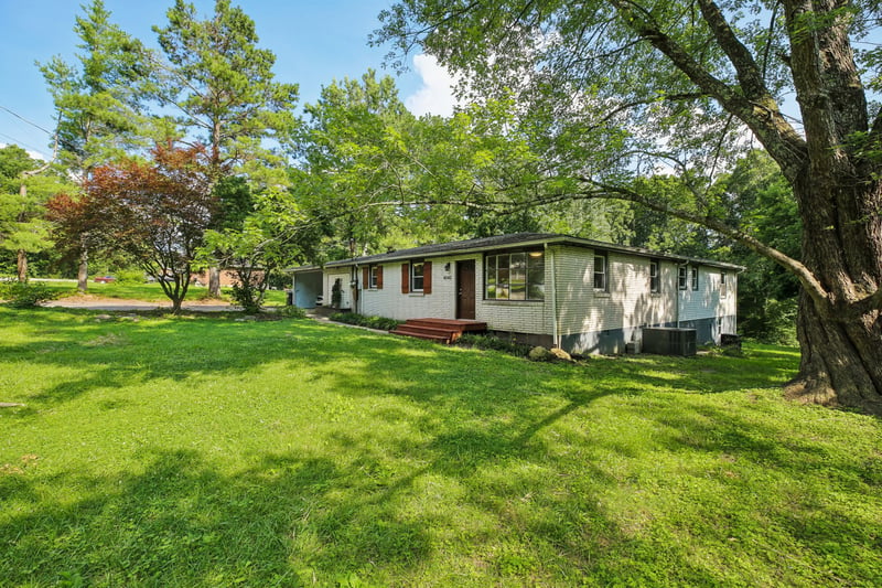 4049 Grays Point Rd, Joelton, TN 37080