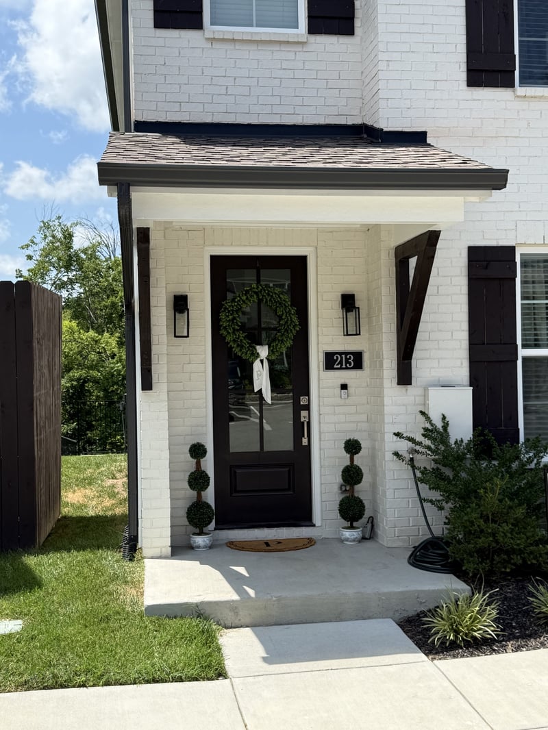 730 Old Hickory Blvd #213, Nashville, TN 37209