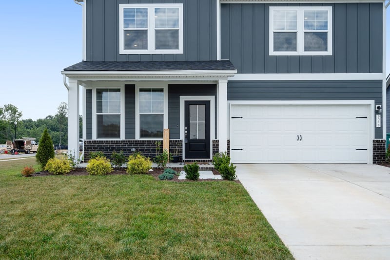9016 Hutson Dr, White House, TN 37188