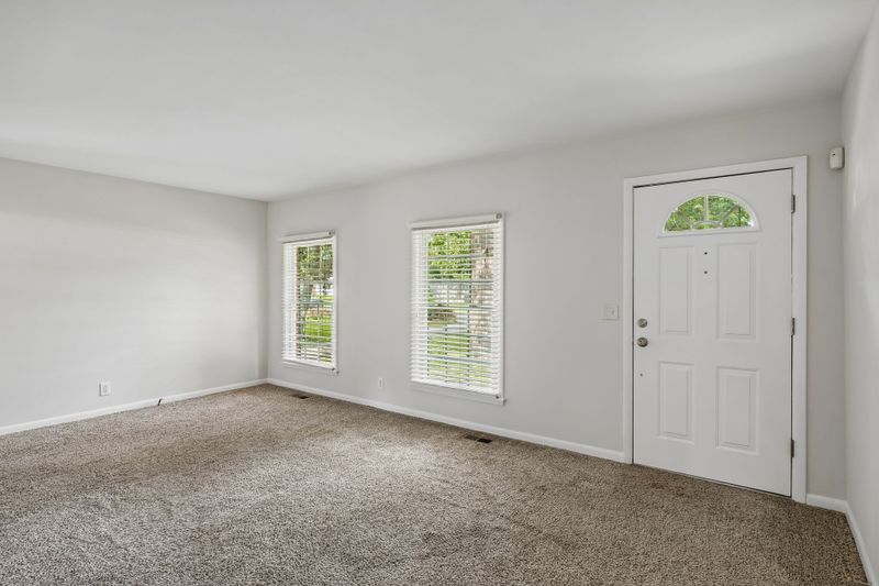 8063 Regency Dr, Nashville, TN 37221