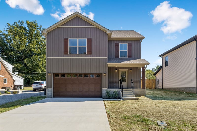 2611 Old Greenbrier Pike, Greenbrier, TN 37073