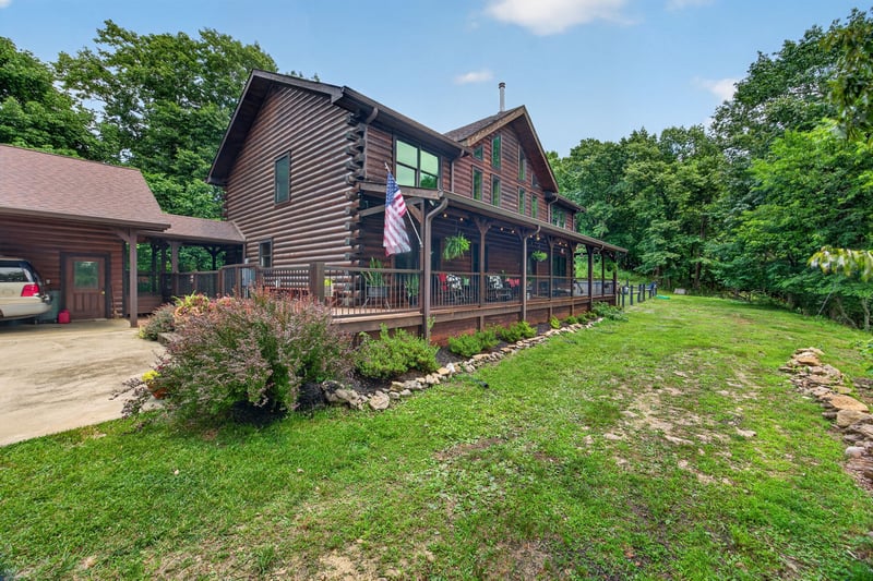 20 Magee Ln, Elmwood, TN 38560