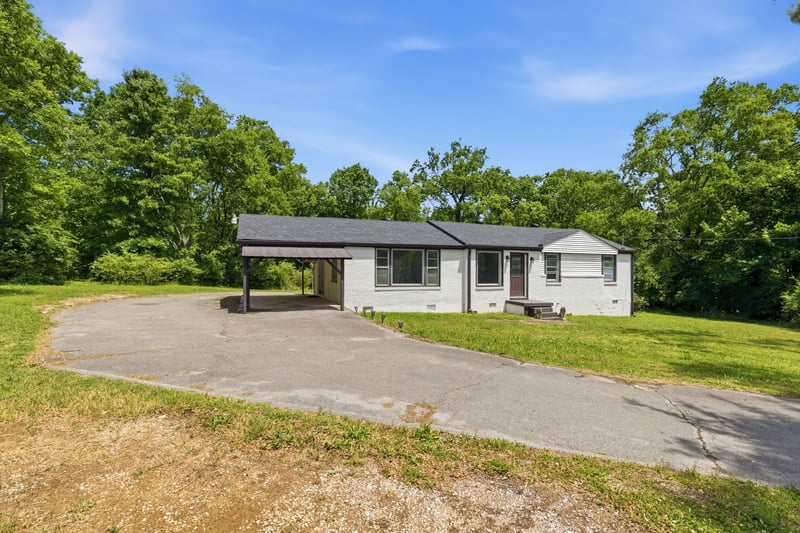 2838 Brunswick Dr, Nashville, TN 37207
