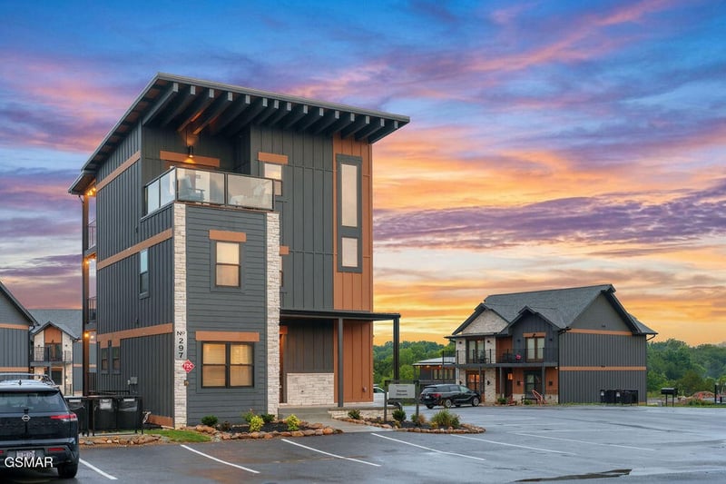 297 Rambling Creek Way, Sevierville, TN 37862