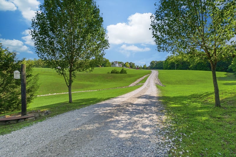 1732 Cedar Creek Rd, Vanleer, TN 37181