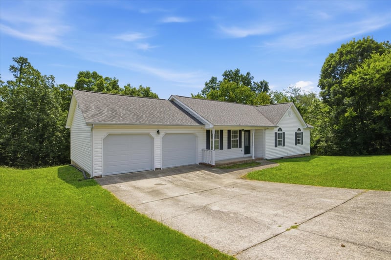 144 N Brent Dr, Ringgold, GA 30736