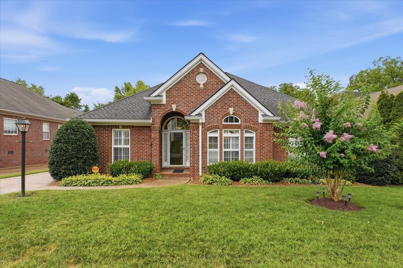 425 Wellington Sq, Nashville, TN 37214