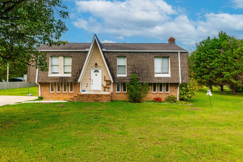 60 Walker St, Ringgold, GA 30736