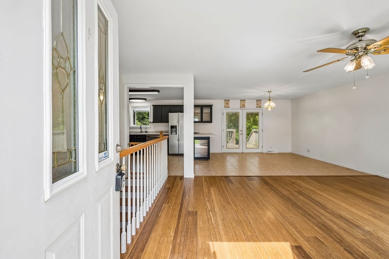 2009 Wolfe Rd, White Bluff, TN 37187
