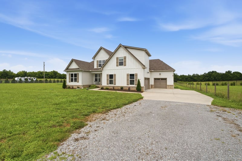2408 J D Todd Rd, Murfreesboro, TN 37129
