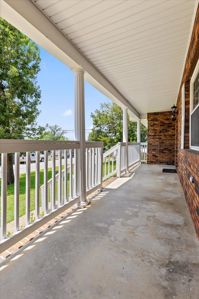 131 General Hays Rd, Fort Oglethorpe, GA 30742