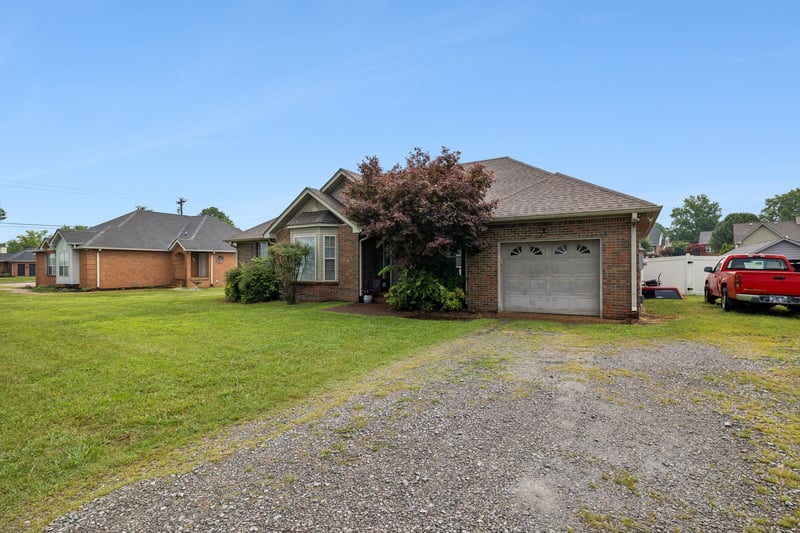 1883 Coles Ferry Pike, Lebanon, TN 37087