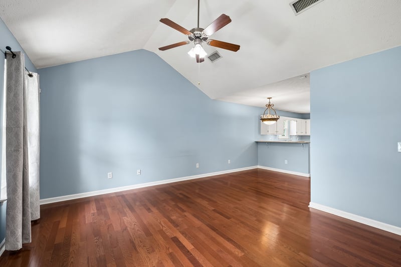 2728 Pepperdine Dr, Murfreesboro, TN 37128