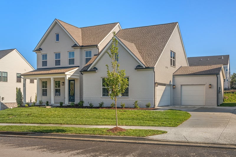 460 Tomlinson Pointe Dr, Mount Juliet, TN 37122