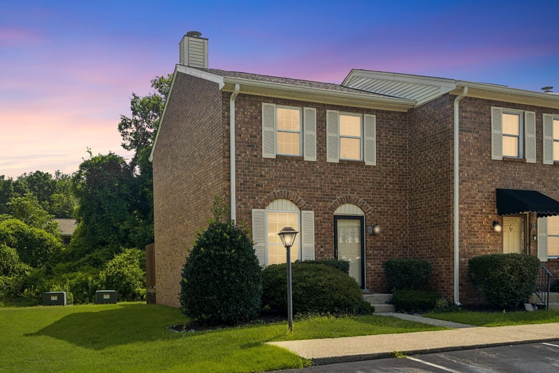 161 Thistle Ln, Hermitage, TN 37076