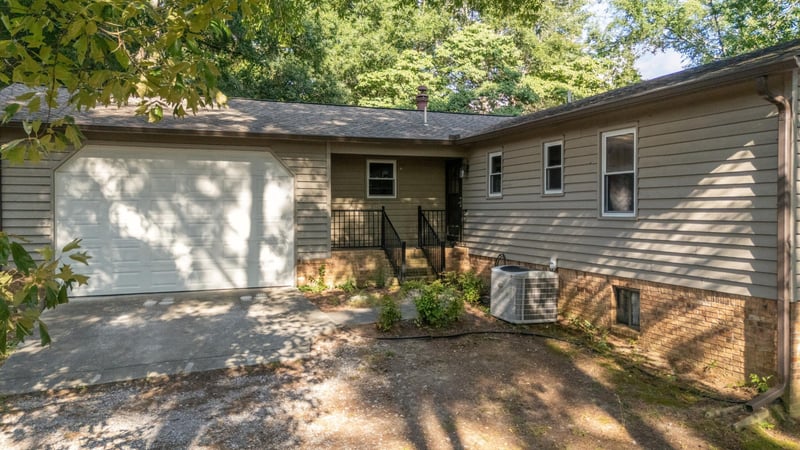 440 Bishop Pond Rd, Chatsworth, GA 30705