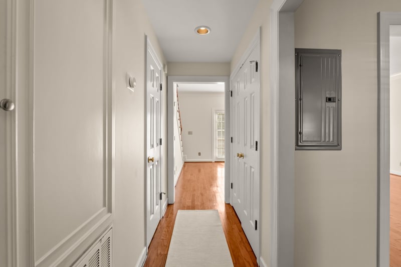 2036 Graybar Ln, Nashville, TN 37215