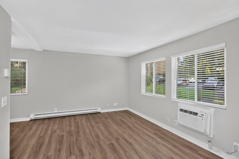 550 Harding Pl #E107, Nashville, TN 37211