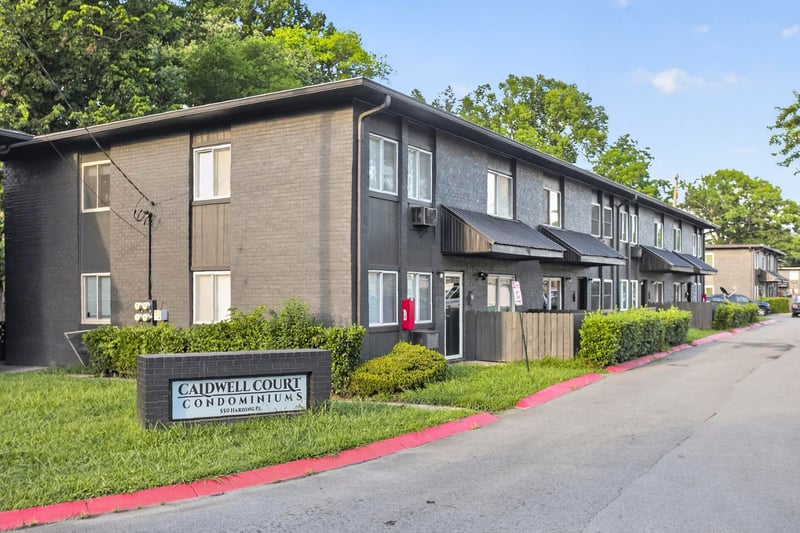 550 Harding Pl #E107, Nashville, TN 37211