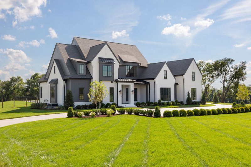 5601 Hardeman Springs Blvd, Arrington, TN 37014