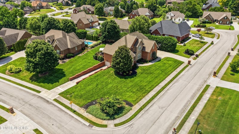 1729 Ansley Dr, Alcoa, TN 37701