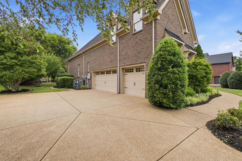 1203 Potter Ln, Gallatin, TN 37066