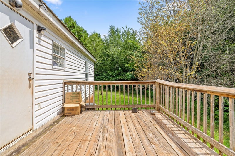 628 Crystal View Ct, Dalton, GA 30721