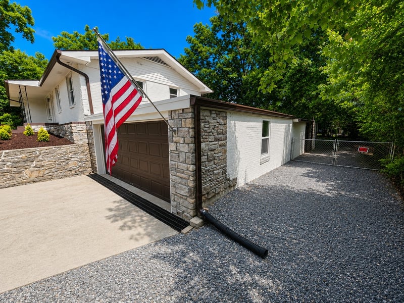 108 Hickory Hills Dr, Hendersonville, TN 37075