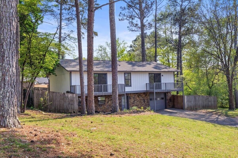 8 Stonecrest Dr, Ringgold, GA 30736