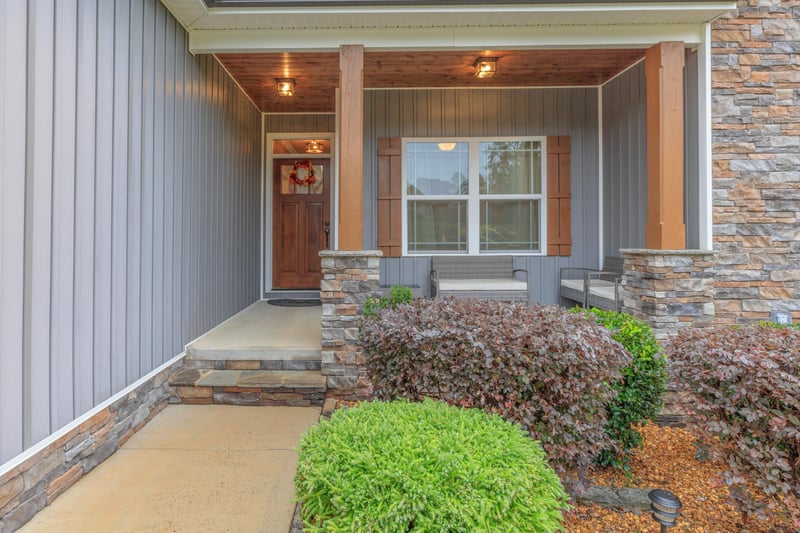 514 Ginger Lake Dr, Rock Spring, GA 30739