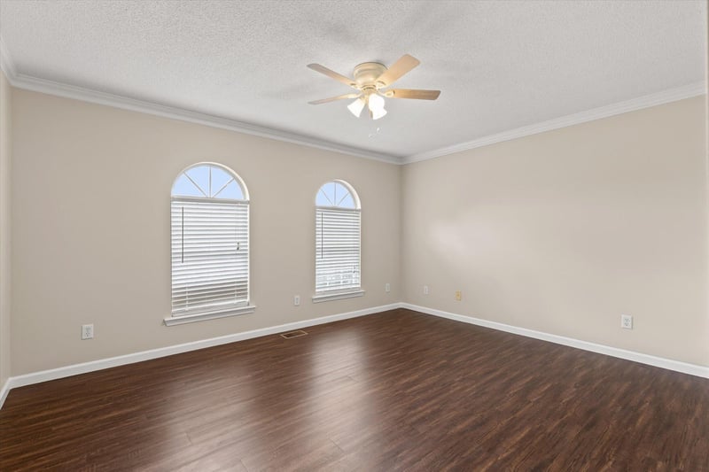 1700 Water Oak Dr, Dalton, GA 30721