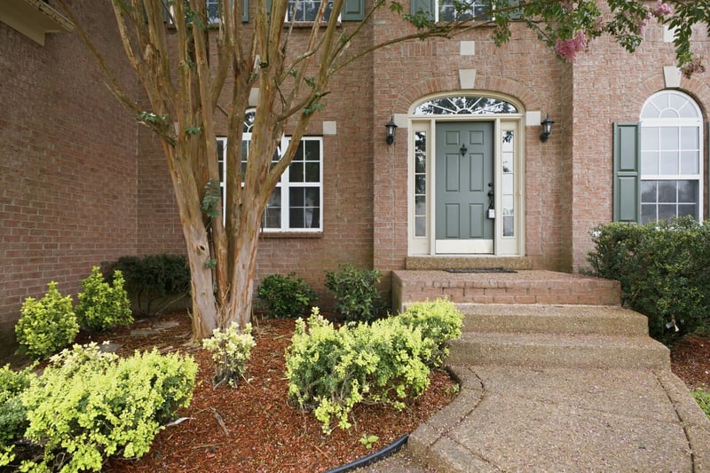 809 Holt Grove Ct, Nashville, TN 37211