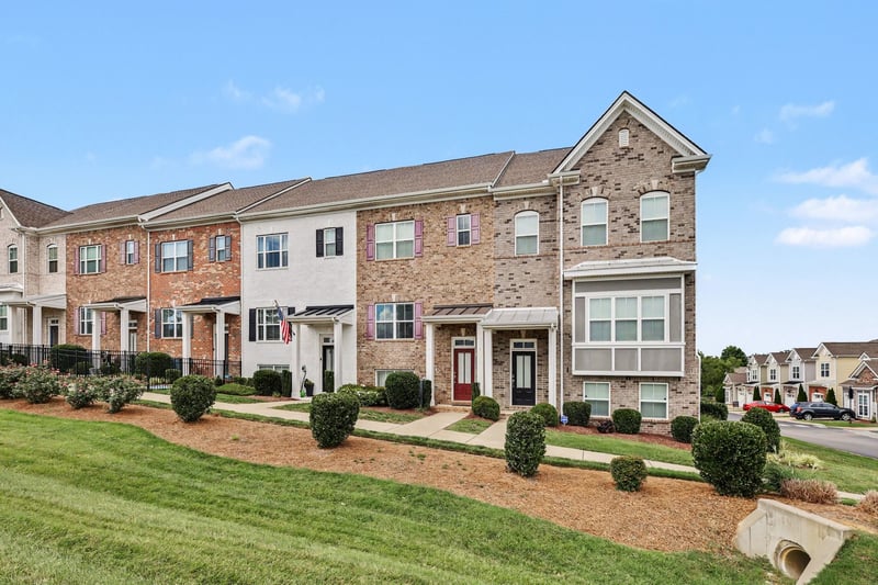 296 Kinsale Dr, Spring Hill, TN 37174