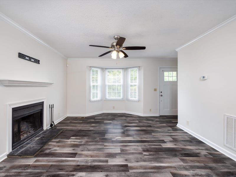 7768 Sawyer Brown Rd, Nashville, TN 37221
