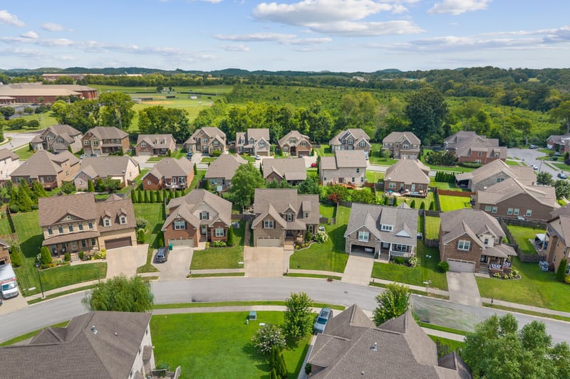 8025 Ragusa Cir, Spring Hill, TN 37174