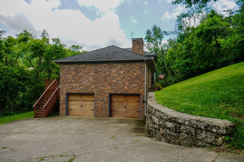 1203 Saxon Dr, Nashville, TN 37215