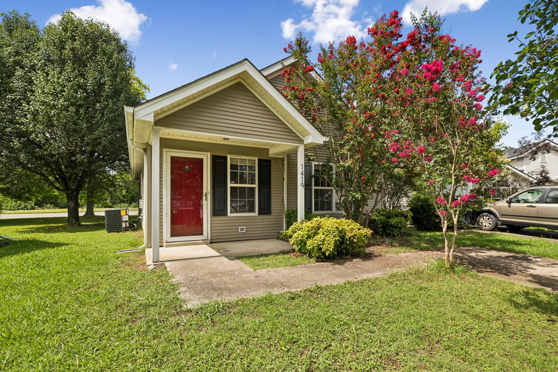 1419 Rochester Dr, Murfreesboro, TN 37130