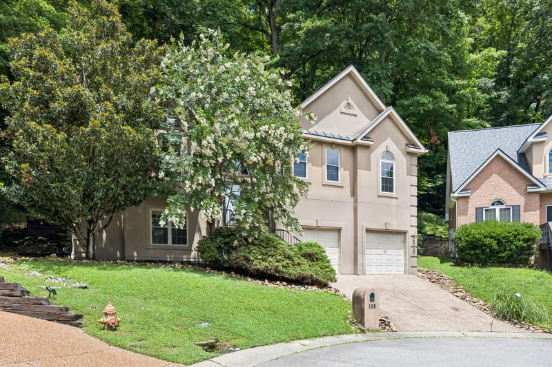 108 Glenway Ct, Nashville, TN 37221